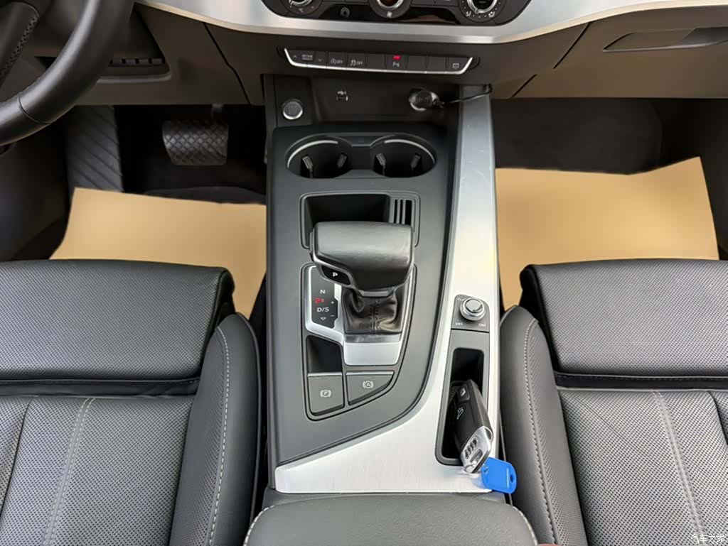 Audi A4L, 2020 6