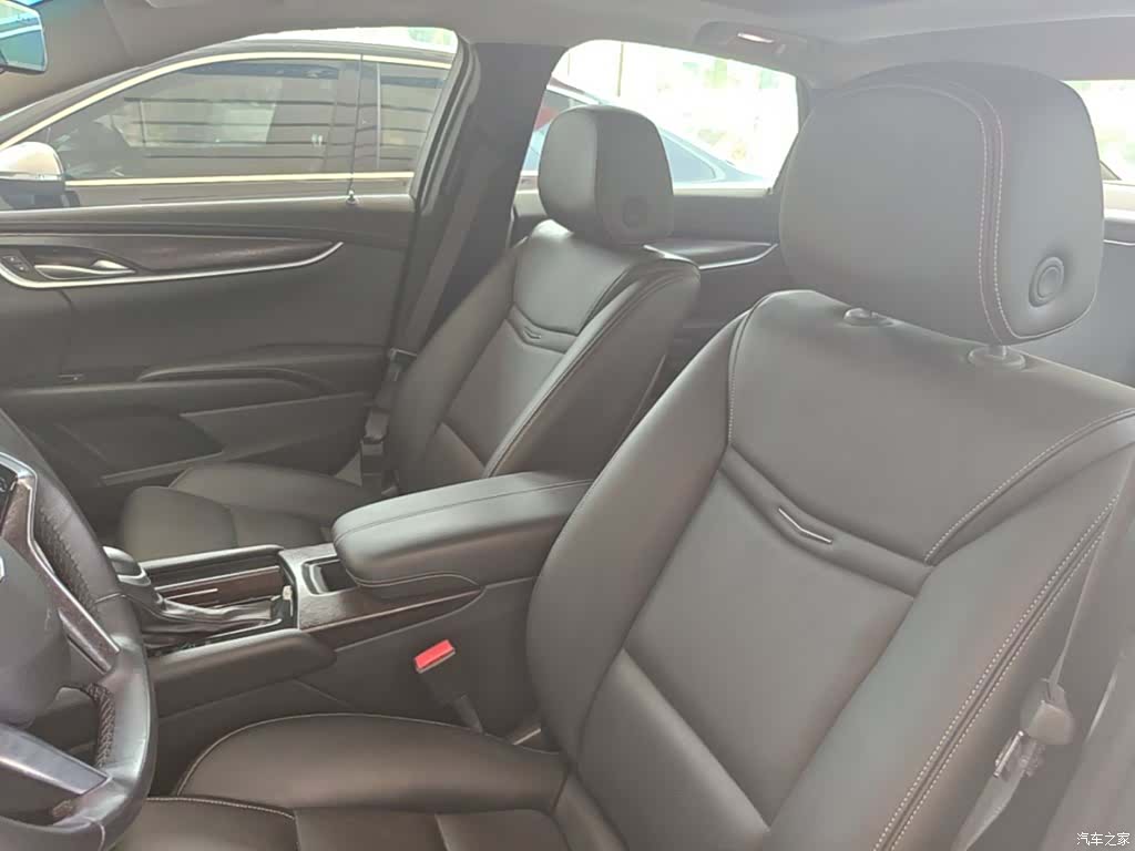 Cadillac XTS, 2018 15