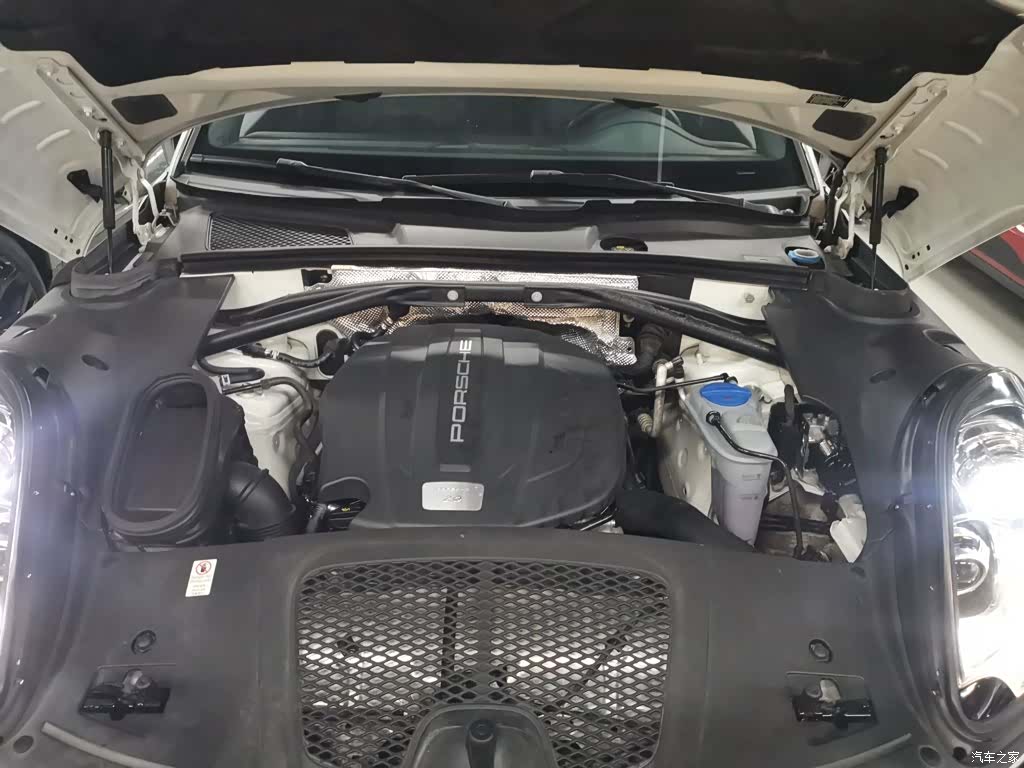 Porsche Macan, 2015 20