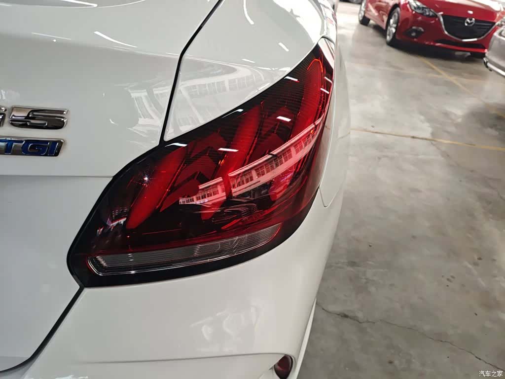 MG MG5, 2021 8