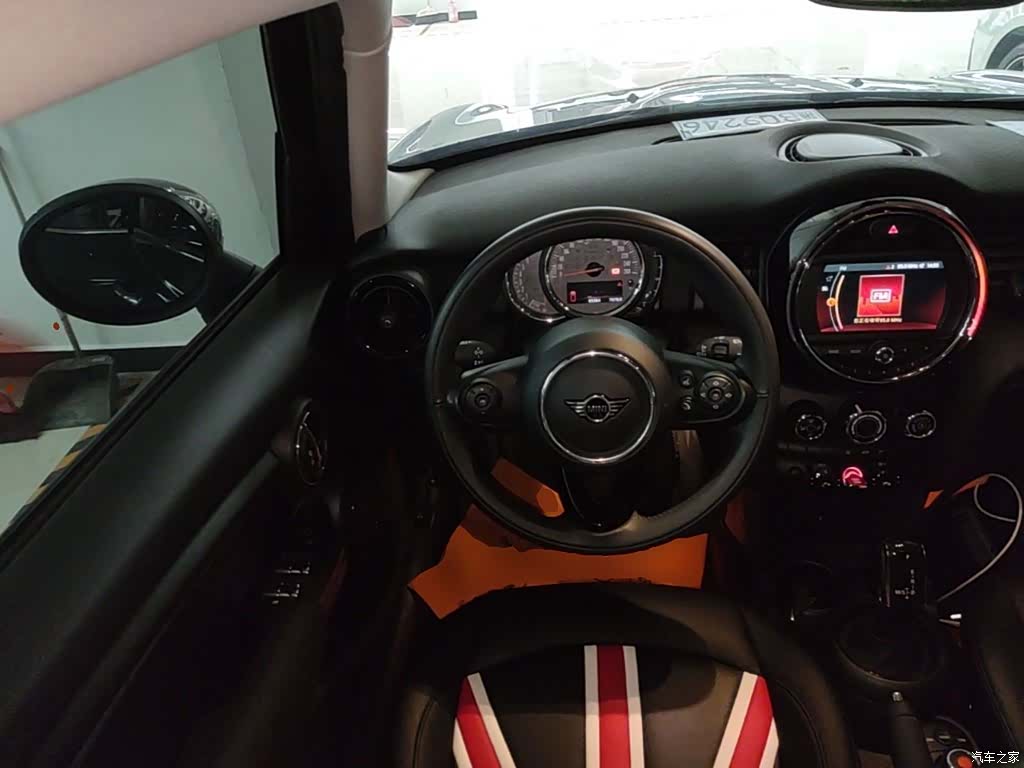 Mini ONE, 2019 11