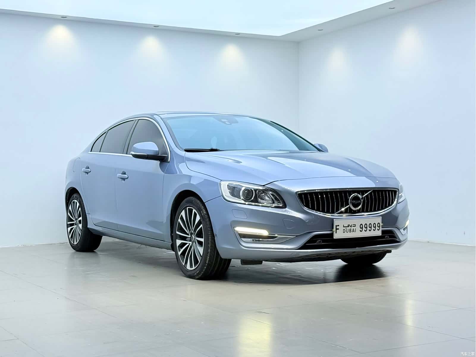 Volvo S60, 2018 3