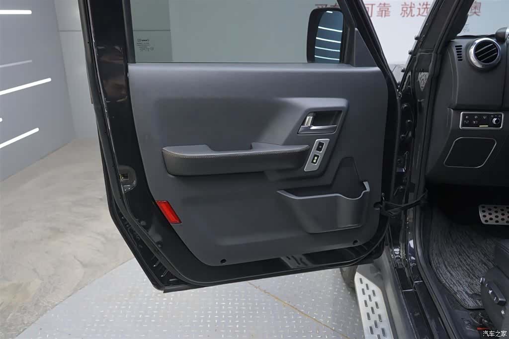 BAIC BJ40, 2017 7