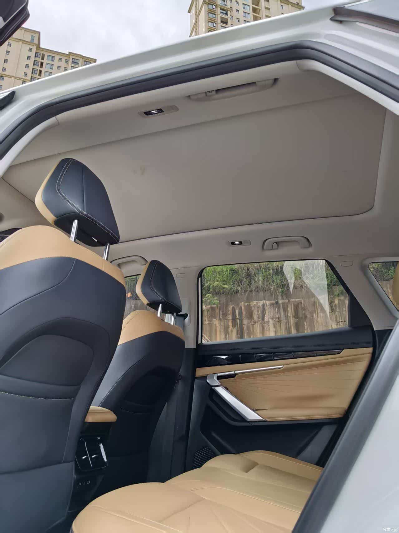 Geely Boyue, 2023 11