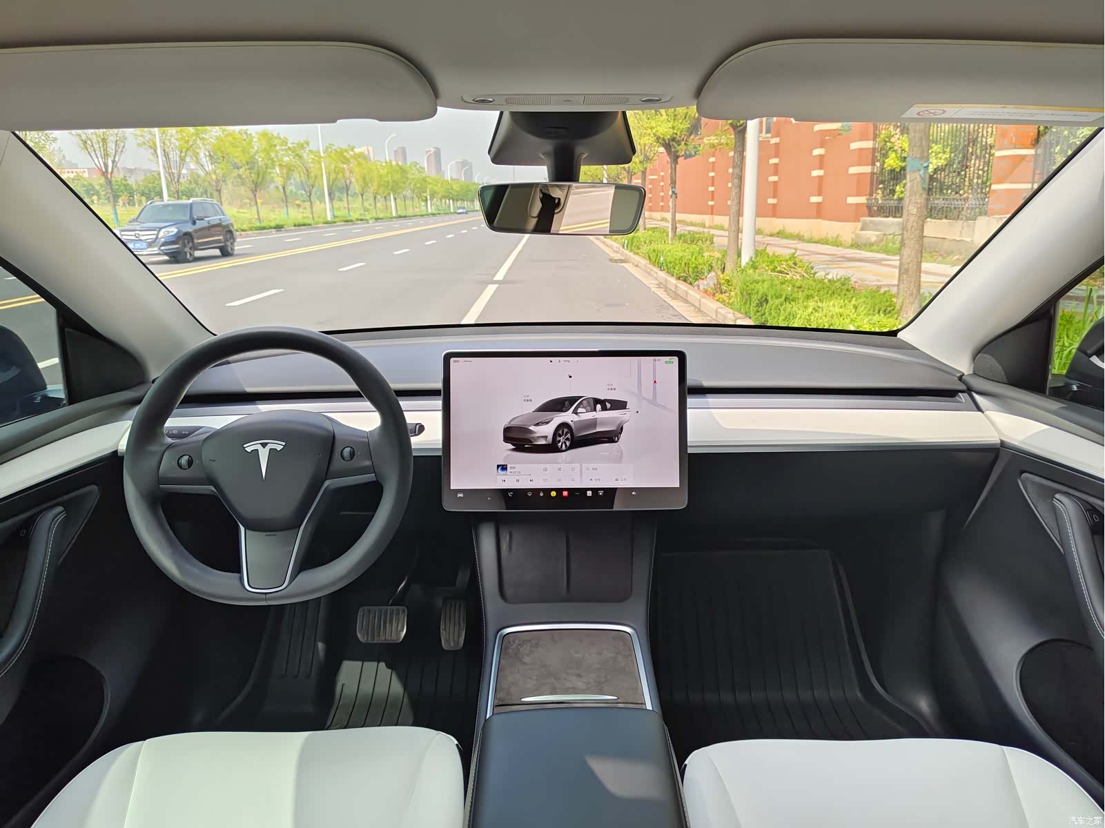 Tesla Model Y, 2022 6