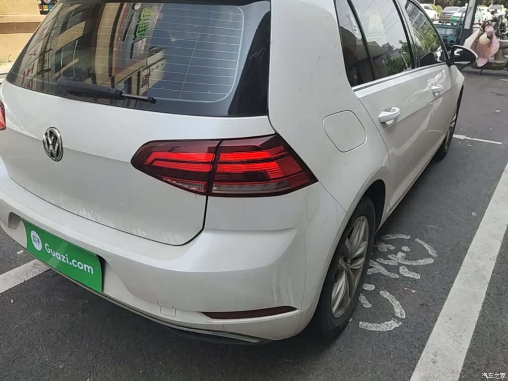 Volkswagen Golf, 2020 24