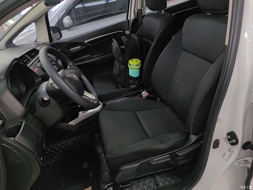 Honda Fit, 2017 15