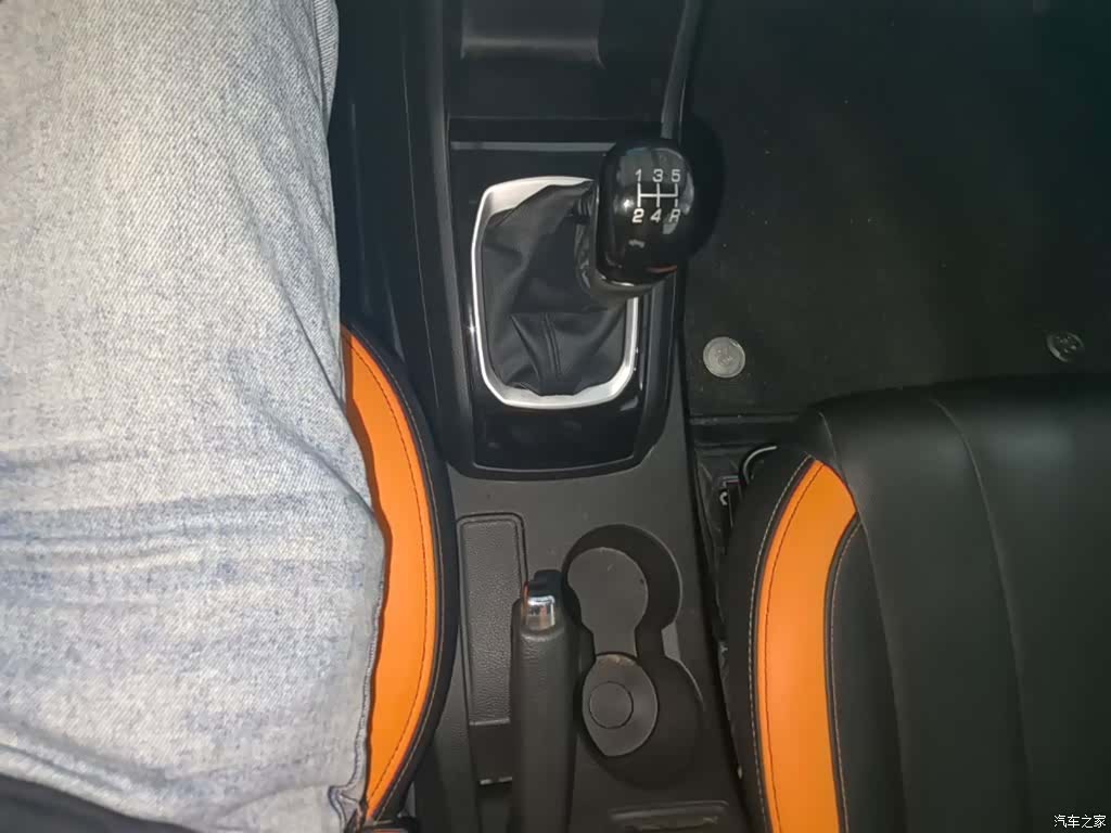 Wuling 310, 2016 14