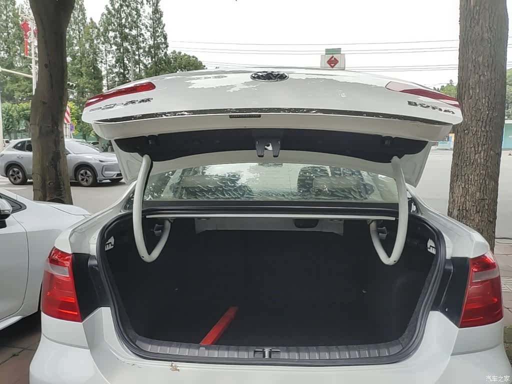 Volkswagen Bora, 2014 19