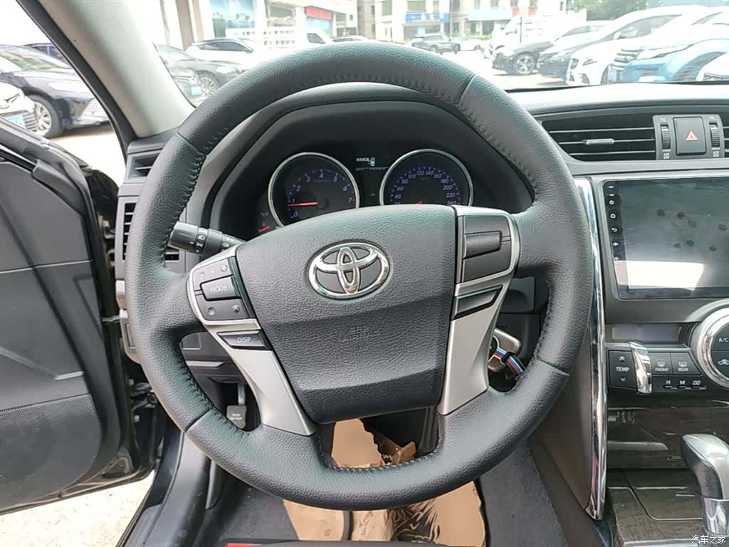 Toyota 2.5V, 2017 11