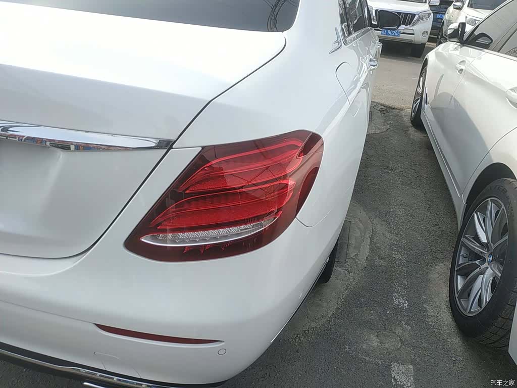 Mercedes-Benz E-Class, 2019 24