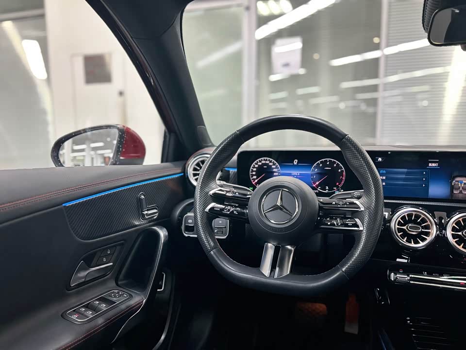 Mercedes-Benz Class A Mercedes-Benz Class A