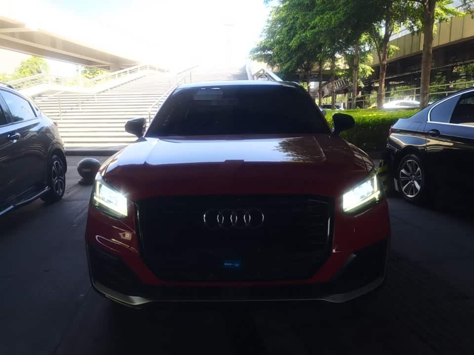 Audi Q2L