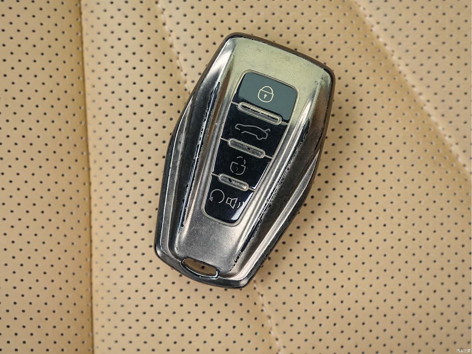 Geely Boyue, 2024 15
