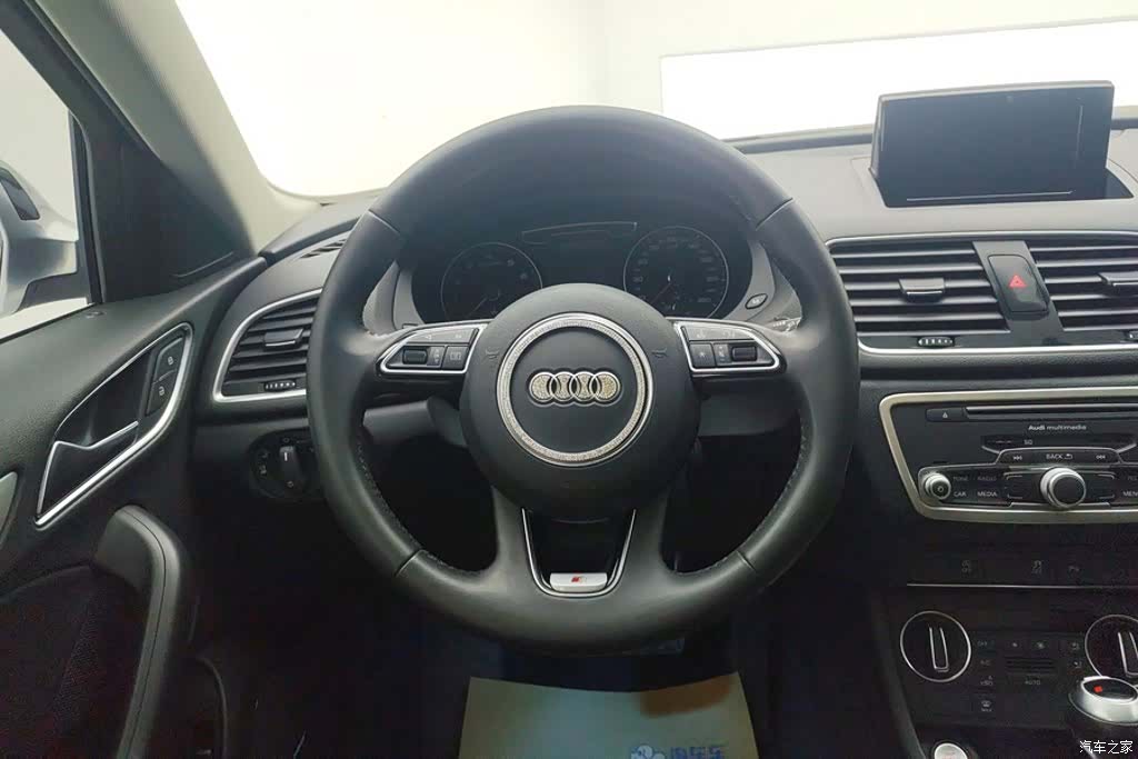 Audi Q3, 2018 15