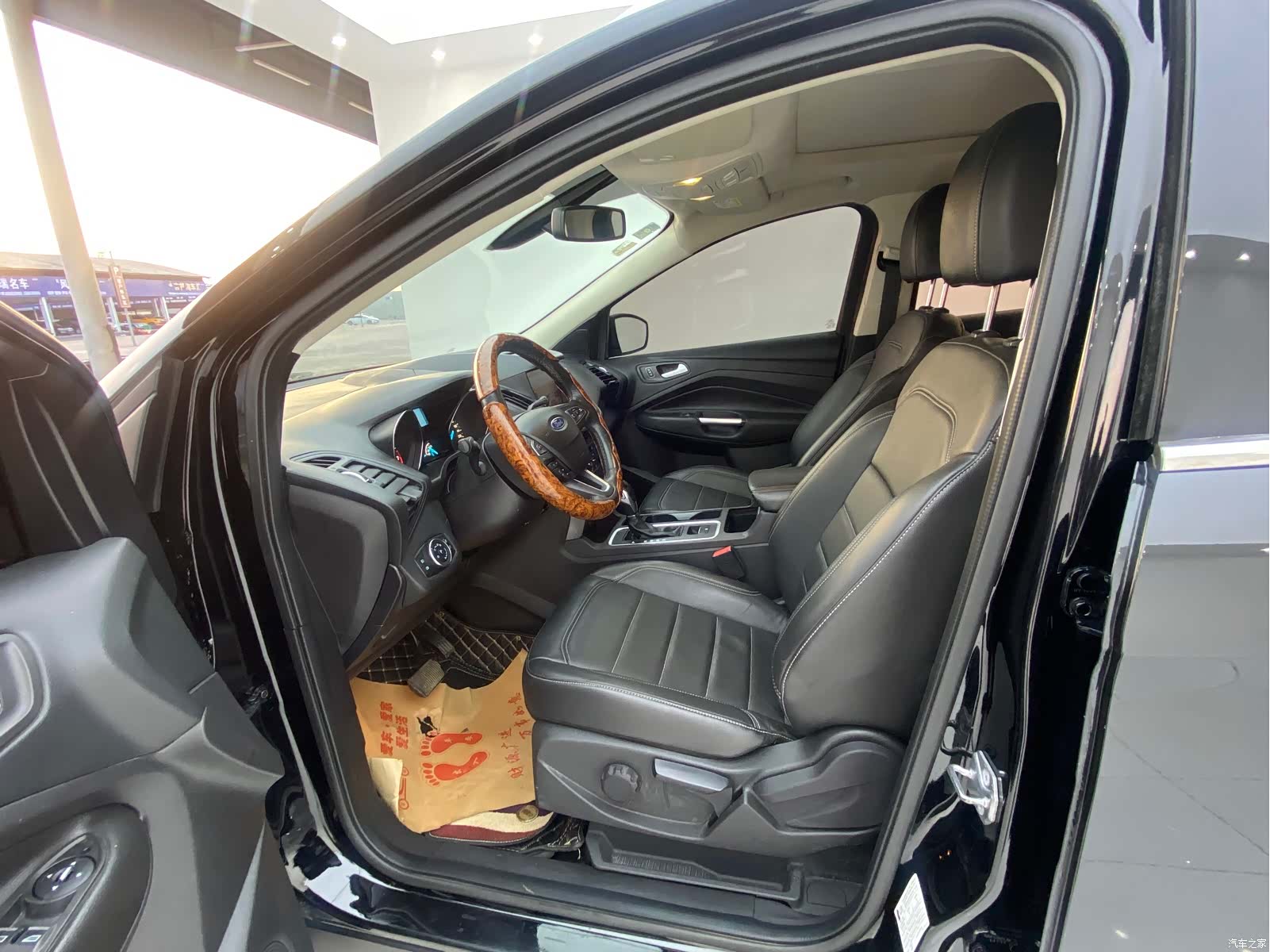 Ford Kuga, 2018 4