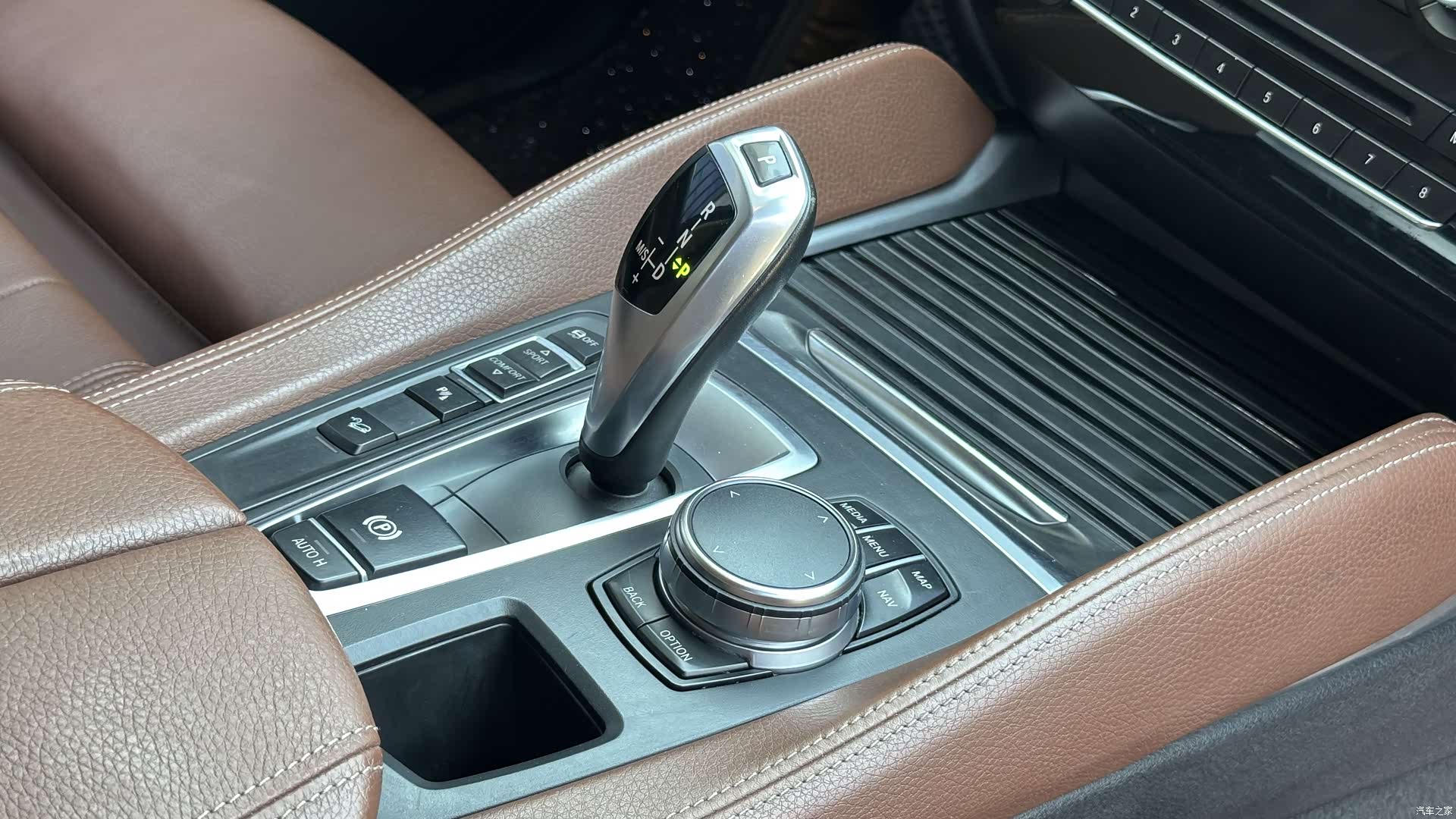 BMW X6, 2018 17