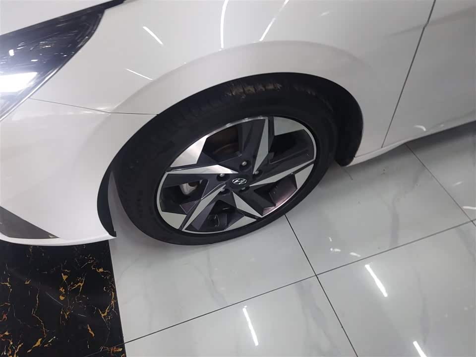 Hyundai Elantra Hyundai Elantra