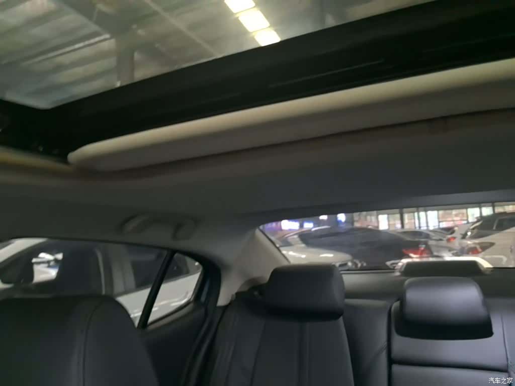 Mazda Mazda3, 2018 18