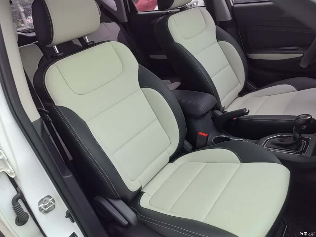Changan CS35, 2018 25