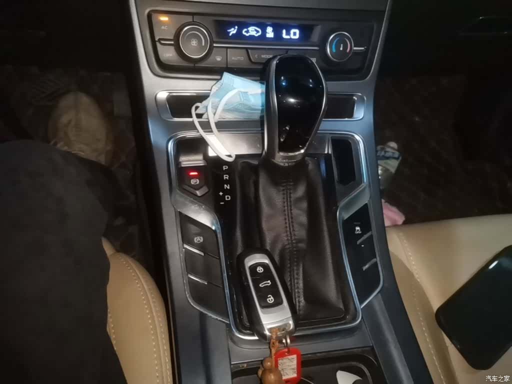 Geely Emgrand, 2018 14