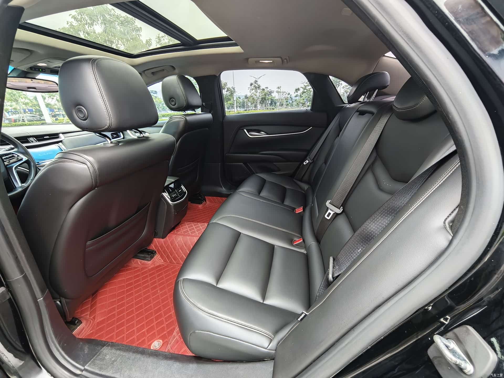 Cadillac XTS, 2018 9