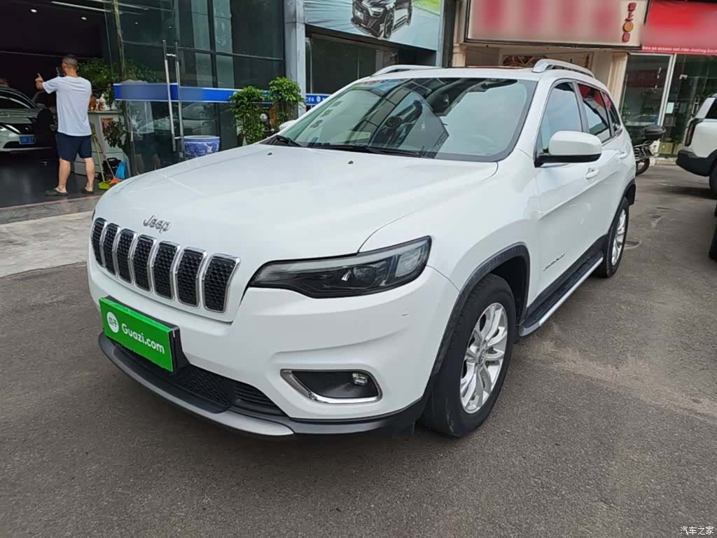 Jeep Cherokee, 2019 1