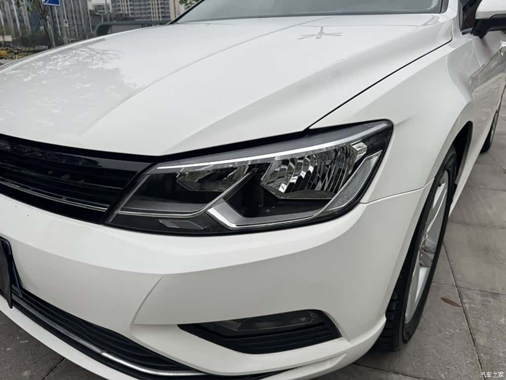 Volkswagen Lamando, 2016 16
