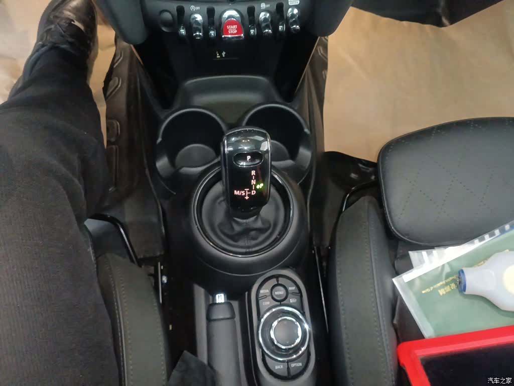 Mini Cooper, 2022 10