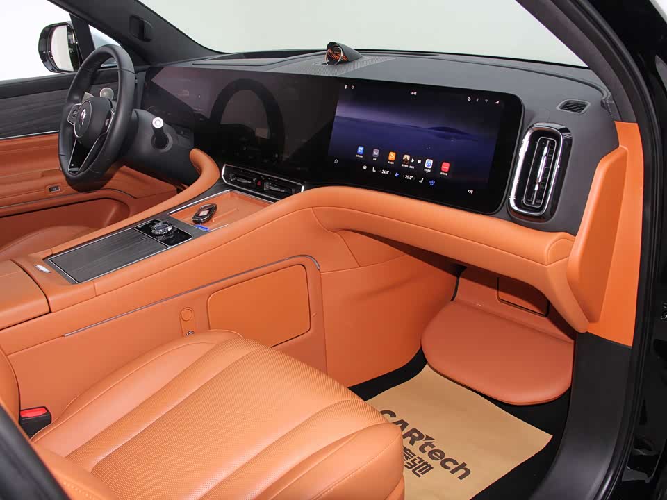 AITO Ask the world M9