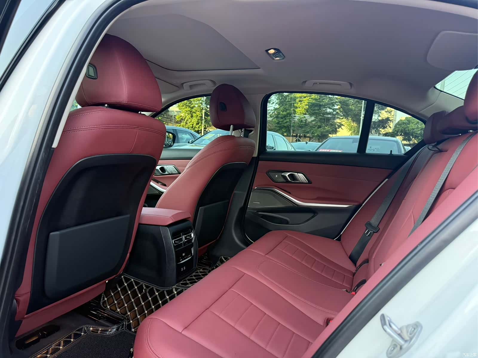 BMW 3 Series, 2021 10