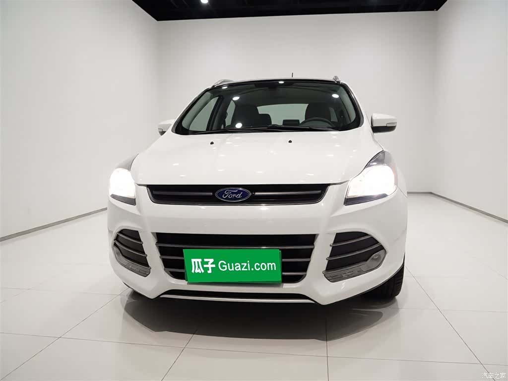 Ford Kuga, 2015 24