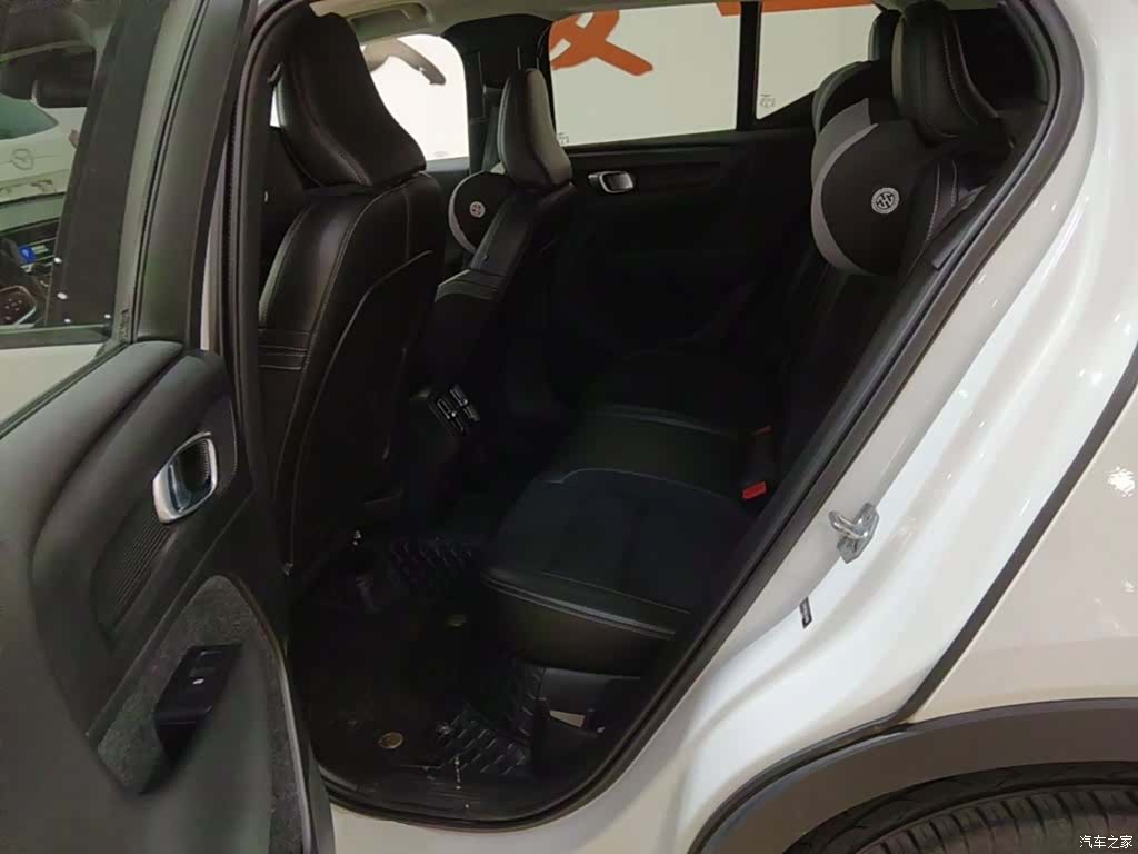 Volvo XC40, 2019 17