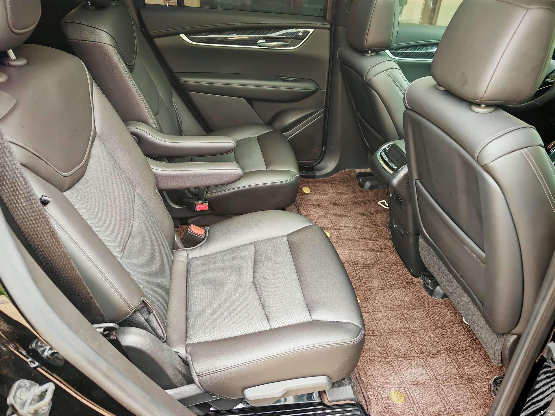 Cadillac XT6, 2022 11