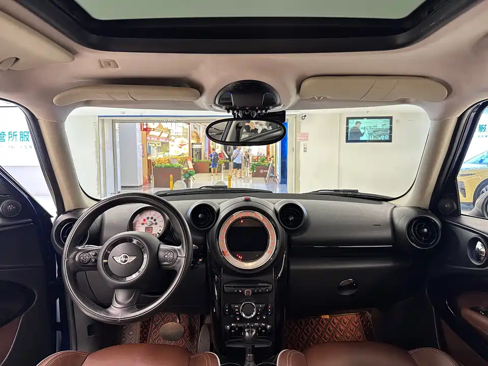 MINI PACEMAN
