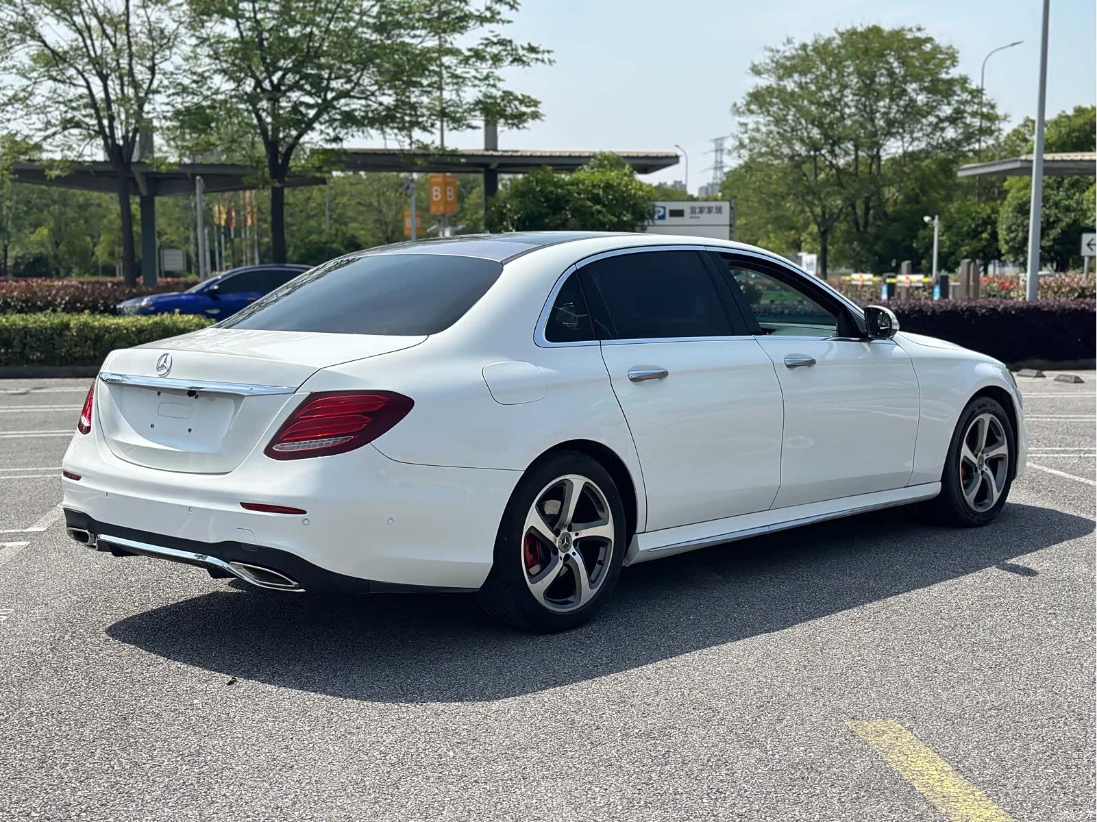 Mercedes-Benz E-Class, 2018 7