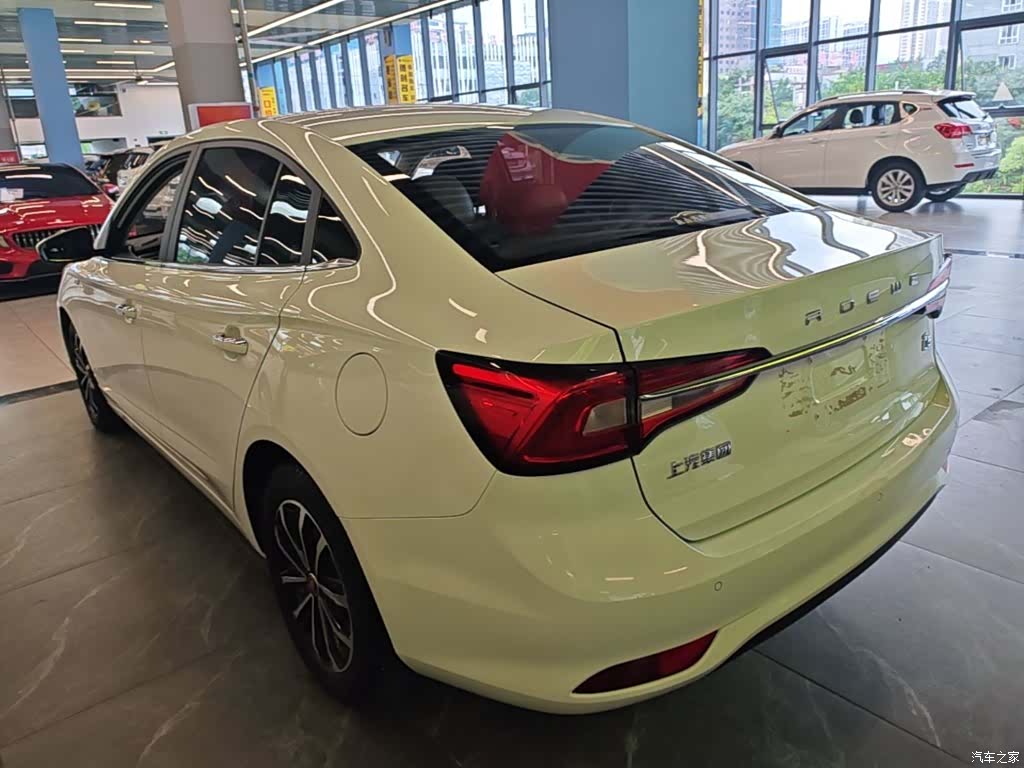 Roewe i5, 2020 все фото