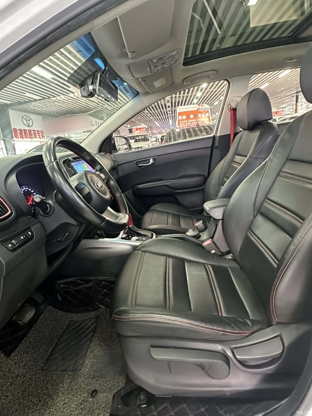 Kia KX3, 2016 9