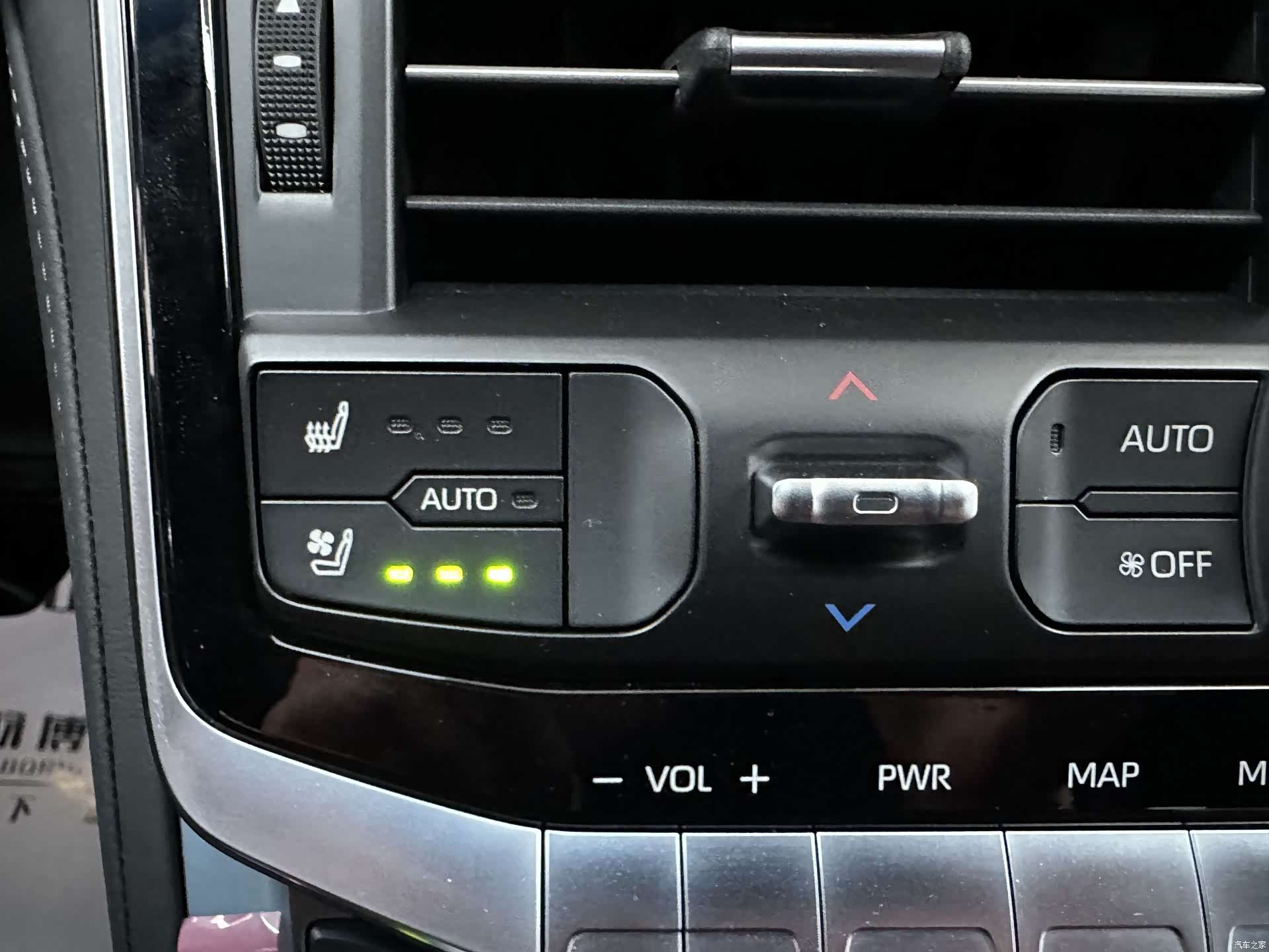 Toyota Land Cruiser, 2024 16