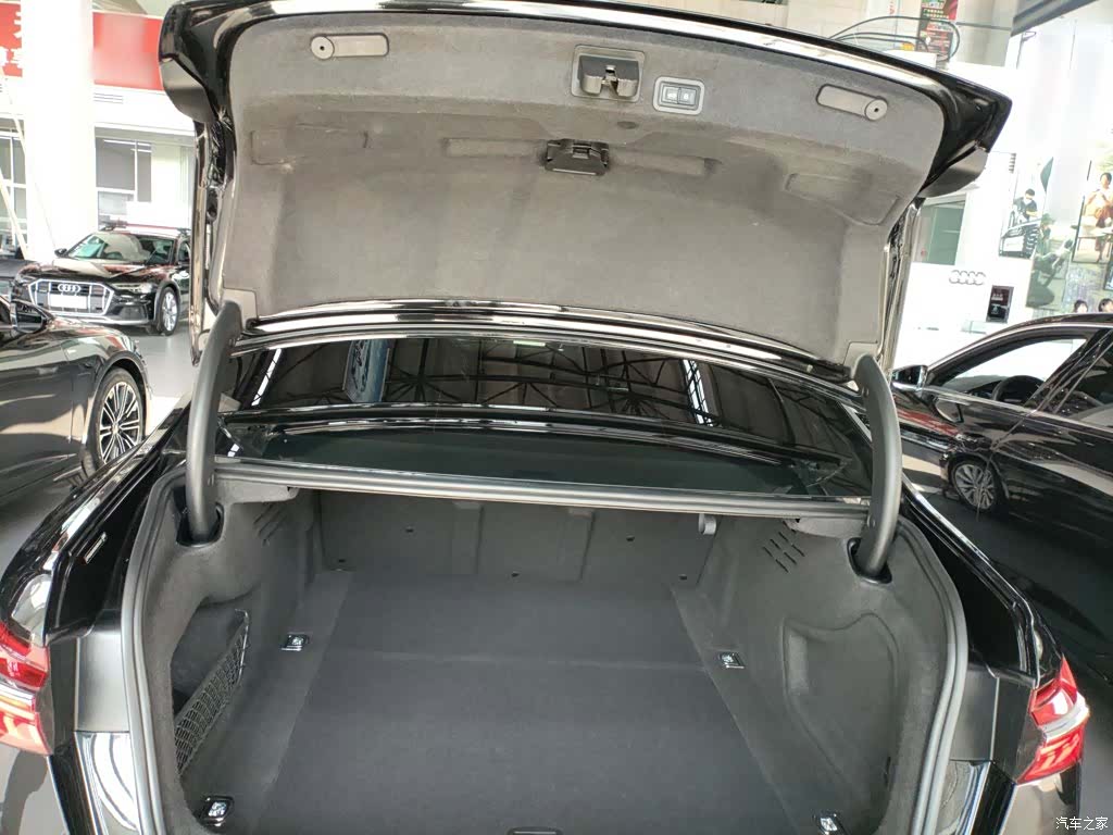 Audi A6L, 2023 15