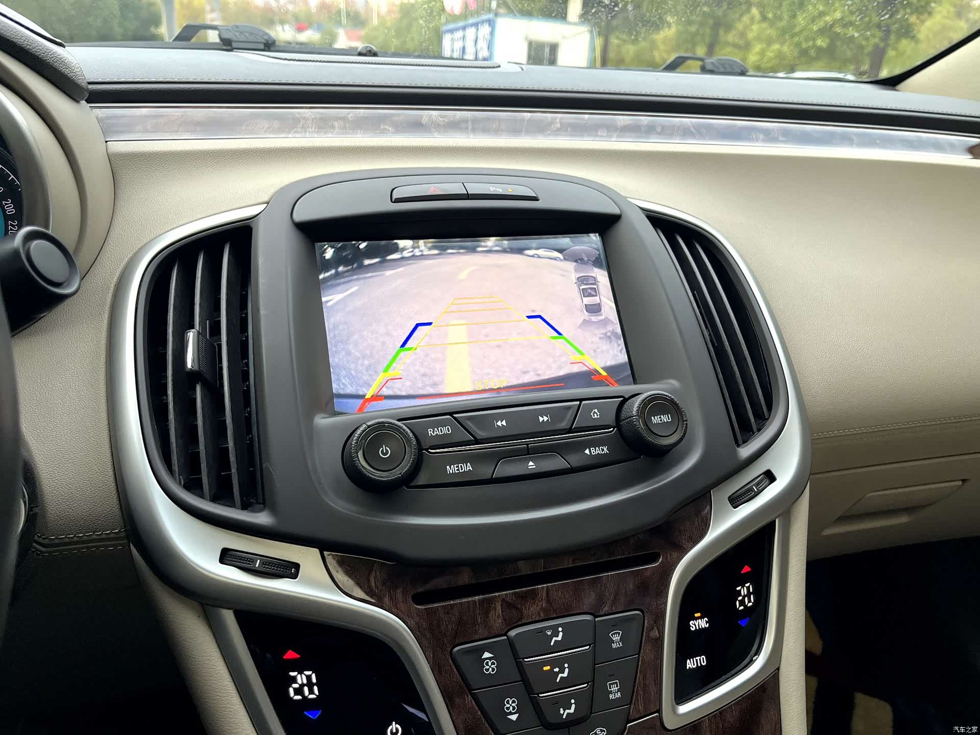 Buick LaCrosse, 2015 23