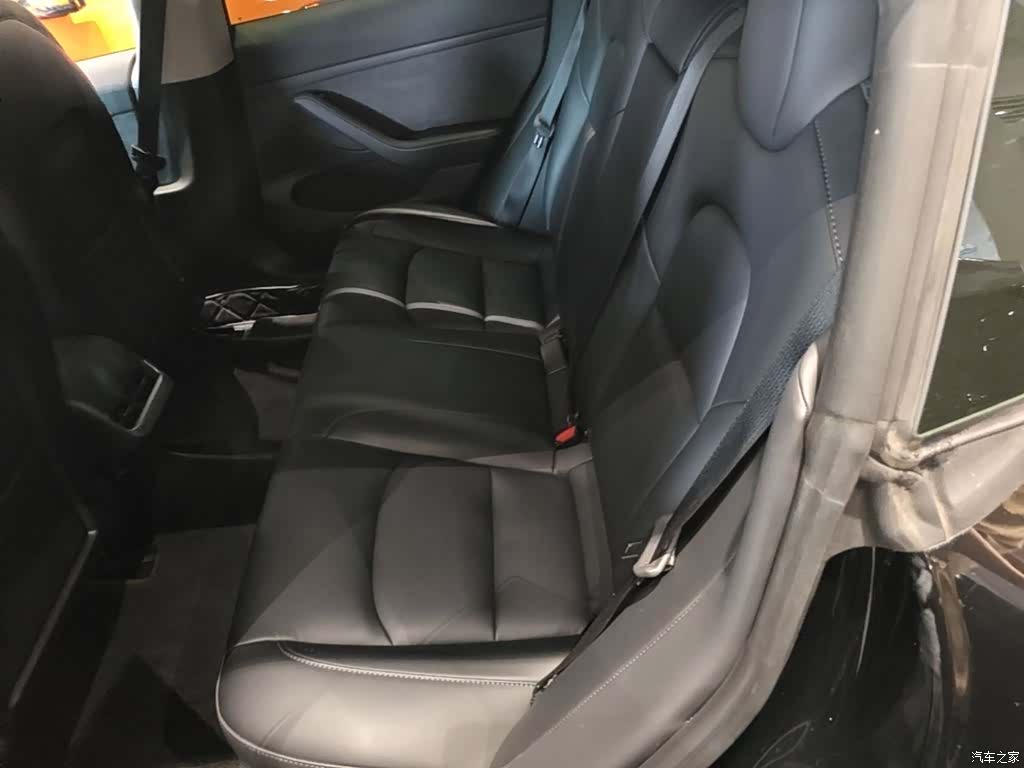 Tesla Model 3, 2023 17