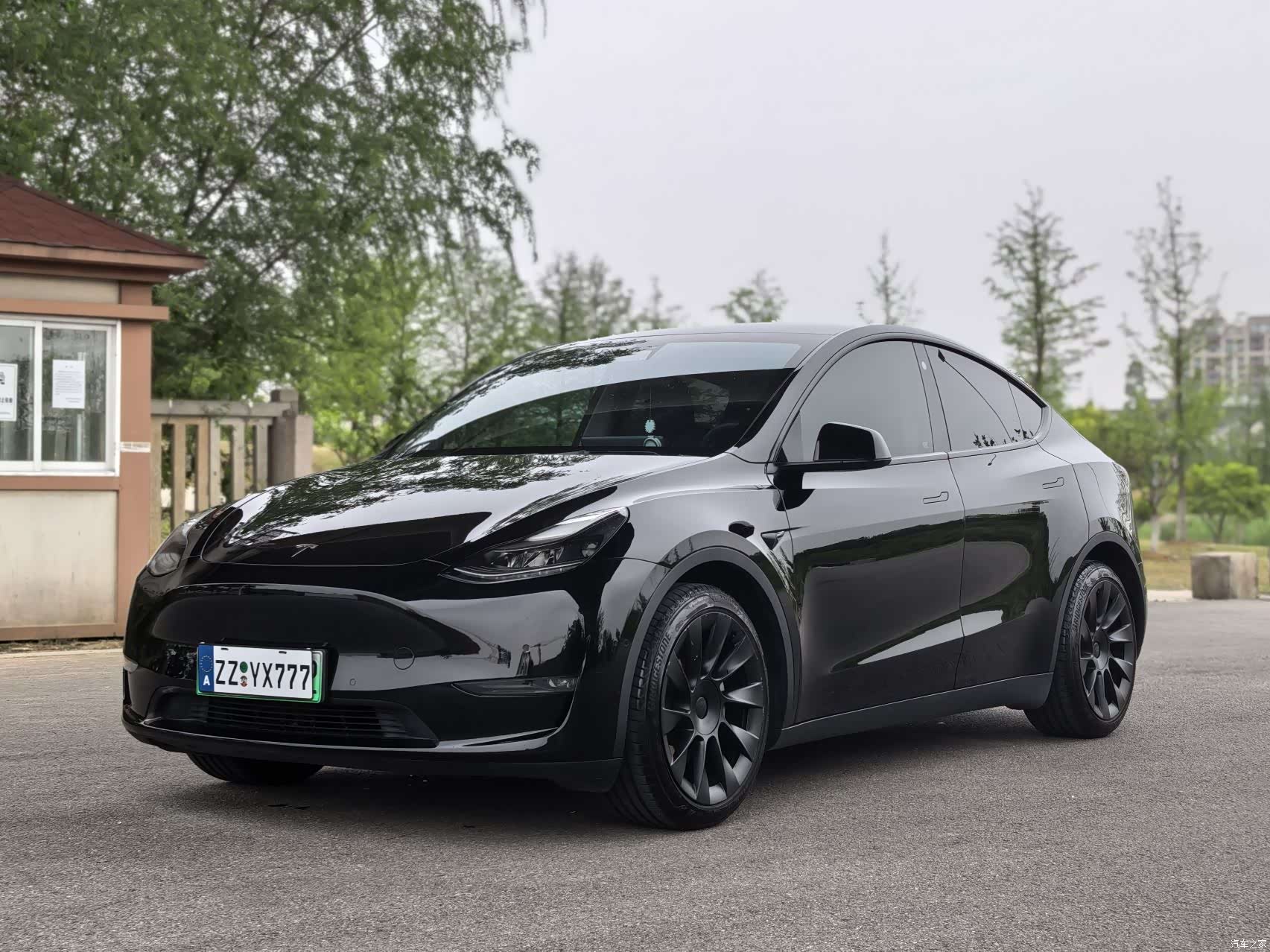 Tesla Model Y, 2022 1