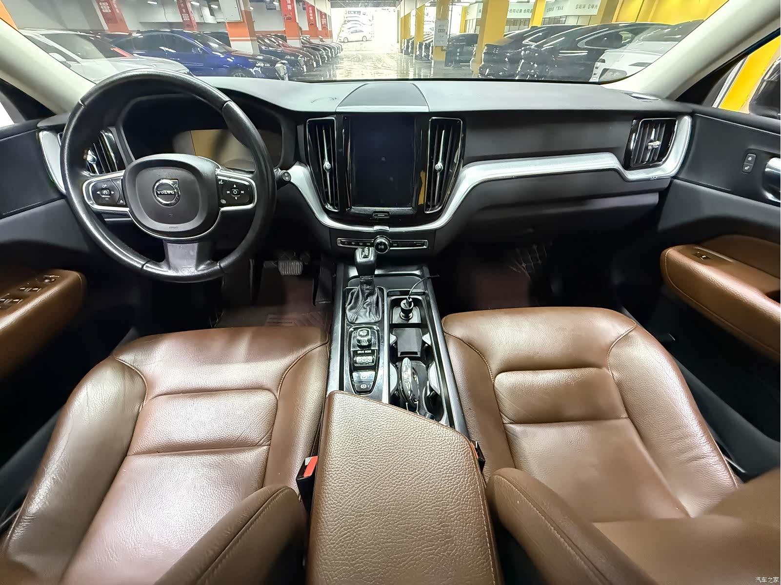 Volvo XC60, 2019 11