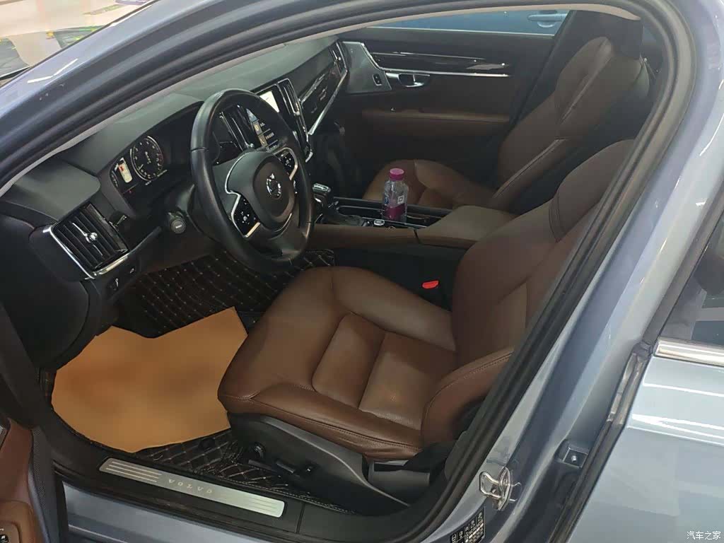 Volvo S90, 2017 15