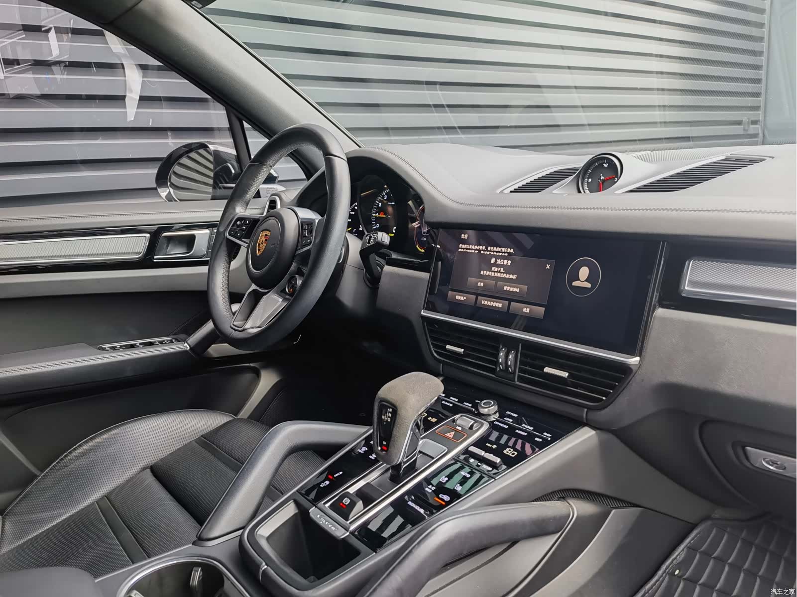 Porsche Cayenne, 2023 4