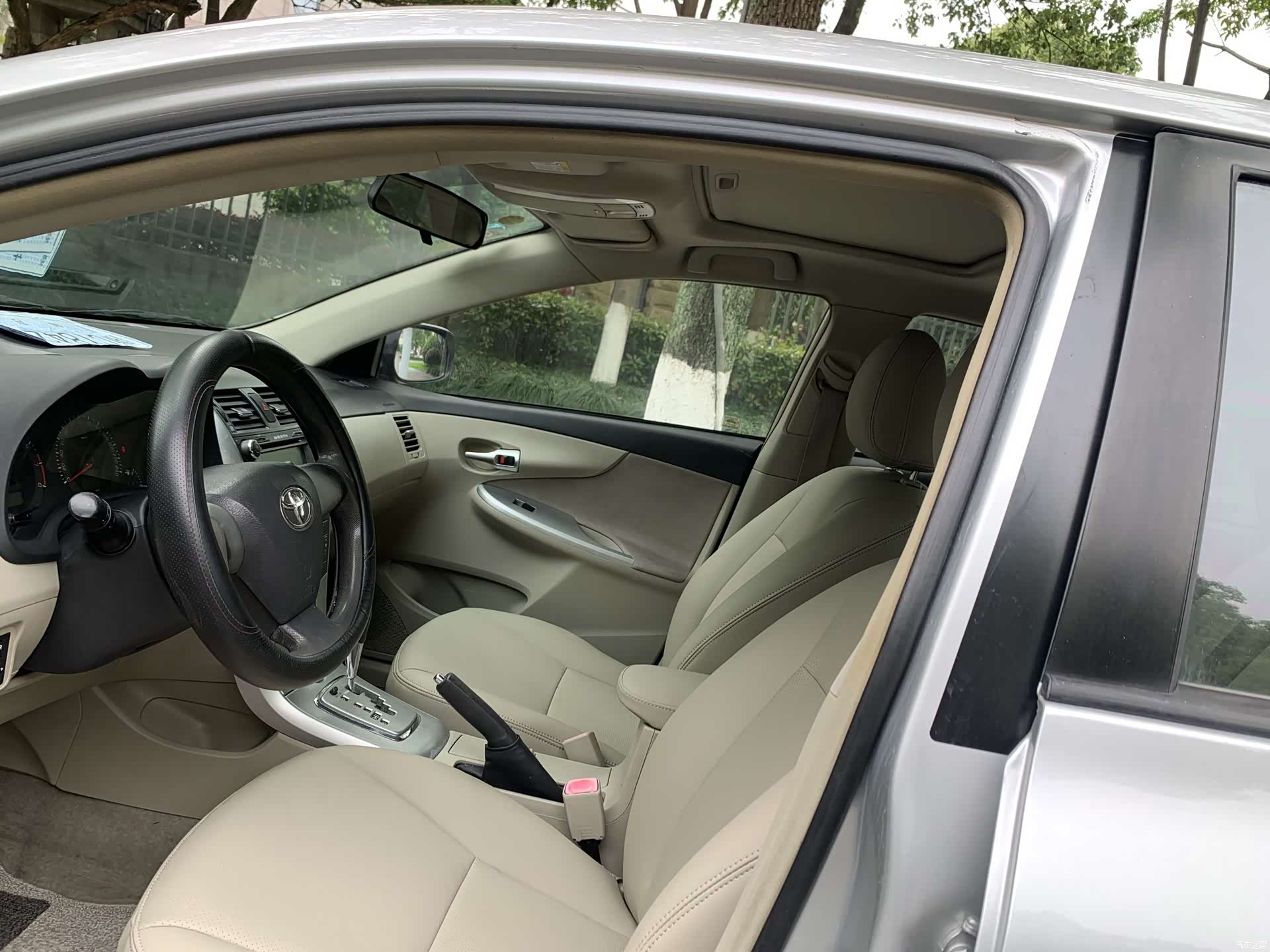 Toyota Corolla, 2013 6