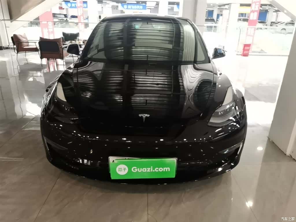 Tesla Model 3, 2022 3