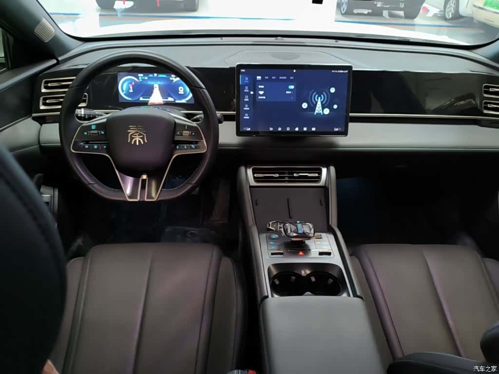 BYD Qin, 2024 10