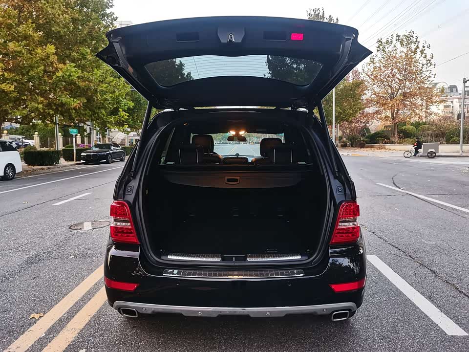 Mercedes-Benz M class